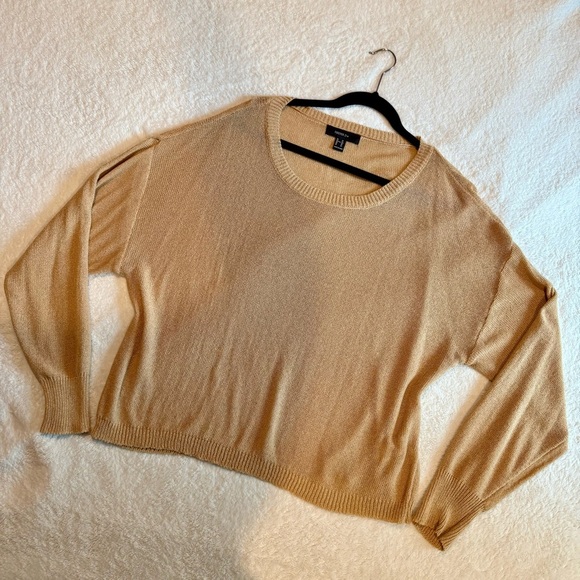 Forever 21 Crew Neck Sweater with Cozy Texture and Relaxed Fit - Picture 1 of 3